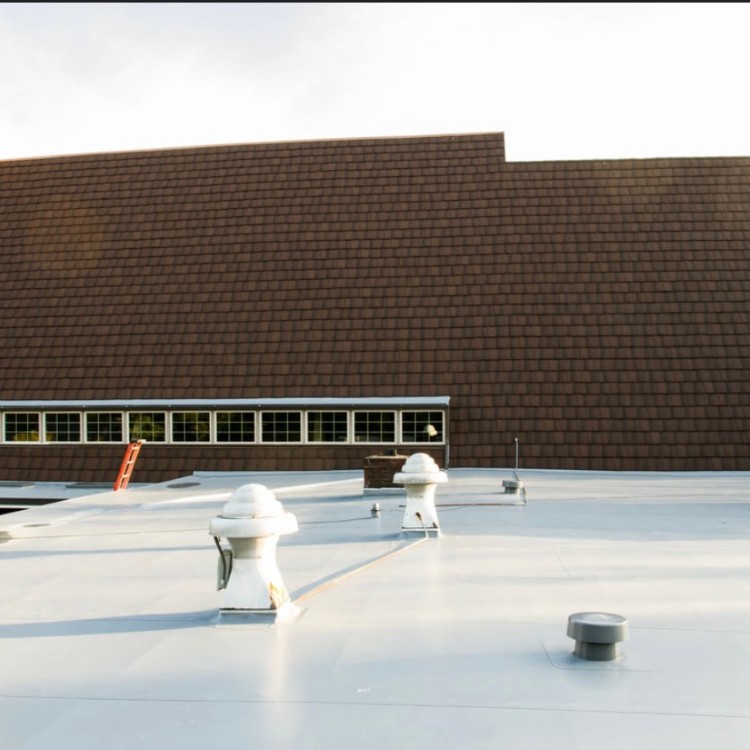 Roofing services in Chattanooga, TN